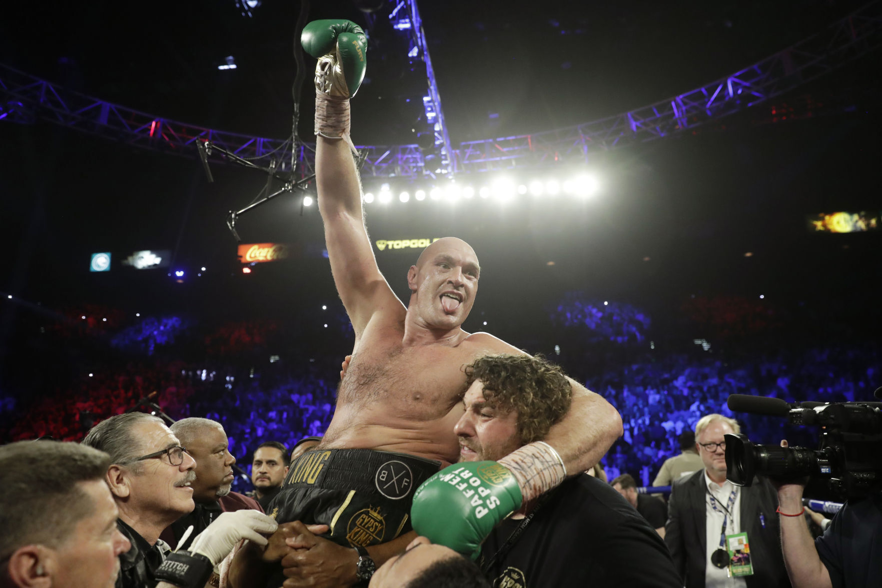 APTOPIX Fury Wilder Boxing